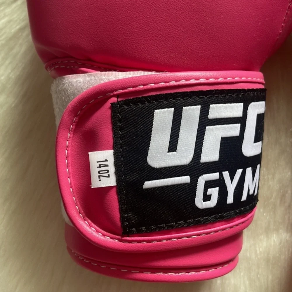 UFC Gym Premium Pink Women’s Training Sparring Gloves Hand Wraps & Red Bag Set